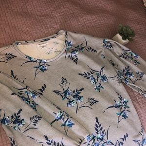 Women’s Liz Claiborne L Floral Pullover Sweater